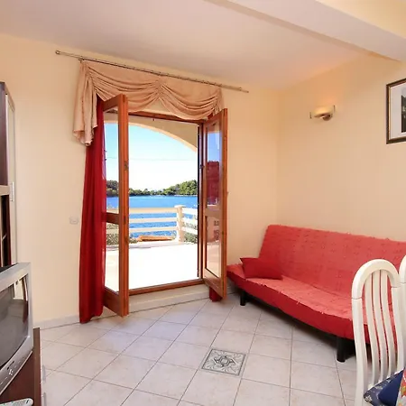 Apartman Karbuni 9308b