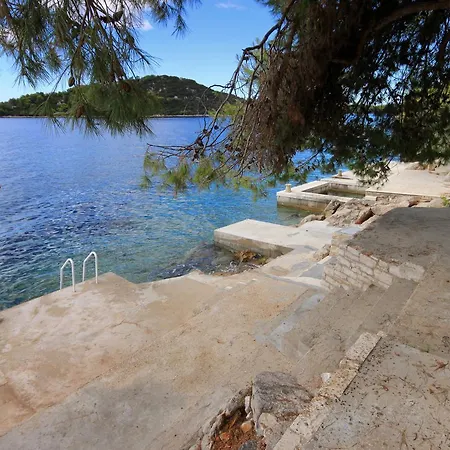 Apartman Karbuni 9308b Blato